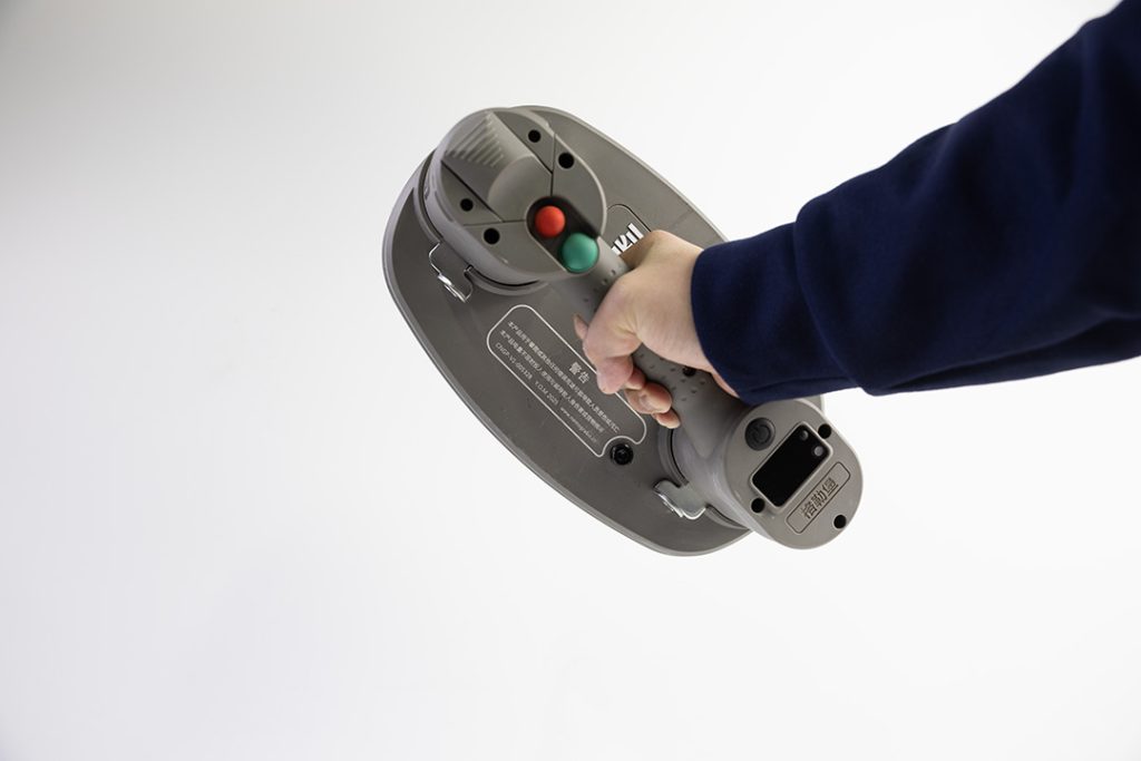 用格勒堡电动吸盘贴瓷砖效率翻倍！师傅不愿透露的3个技巧